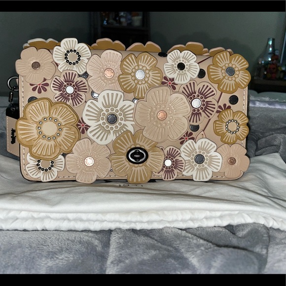 Handbags - 🌸 1941 Tea Rose Dinky in Beechwood colorway 🏝